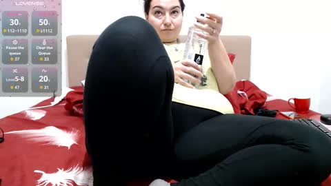 Snapshot of bustyemma chatting on November 2025 08:15:02 AM Emma online show from November 2025 08:15:02 AM