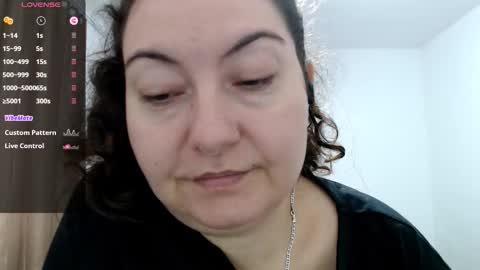 Snapshot of bustyemma chatting on November 2025 08:02:02 AM Emma online show from November 2025 08:02:02 AM