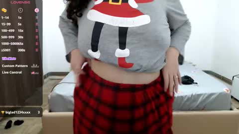 Snapshot of bustyemma chatting on November 2025 08:11:02 AM Emma online show from November 2025 08:11:02 AM