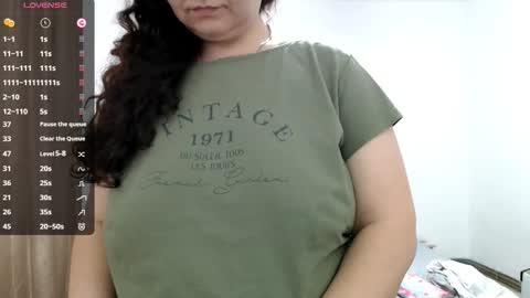 Snapshot of bustyemma chatting on November 2025 08:03:01 AM Emma online show from November 2025 08:03:01 AM