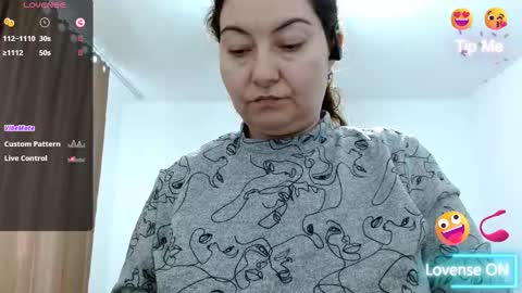 Snapshot of bustyemma chatting on December 2025 11:37:01 AM Emma online show from December 2025 11:37:01 AM