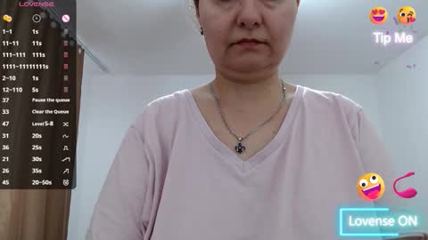 Snapshot of bustyemma chatting on December 2025 08:30:02 AM Emma online show from December 2025 08:30:02 AM