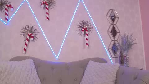      online between 6AM and 2PM EET almost everyday. online show from December 2025 04:28:02 AM