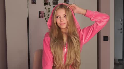 butteflai online show from April 2026 09:01:02 AM