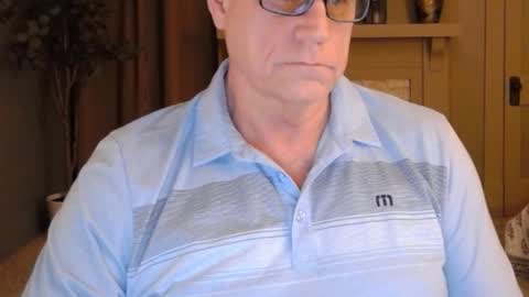 Snapshot of buttnakedfun954737 chatting on February 2025 09:54:01 AM Miles online show from February 2025 09:54:01 AM