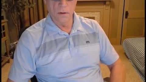 Snapshot of buttnakedfun954737 chatting on December 2025 11:04:02 AM Miles online show from December 2025 11:04:02 AM