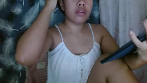 Snapshot of buttygirl18 chatting on February 2025 10:37:02 AM maya online show from February 2025 10:37:02 AM