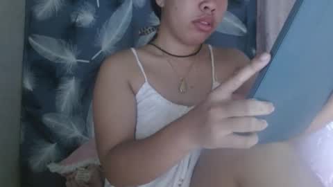 Snapshot of buttygirl18 chatting on February 2025 03:33:01 AM maya online show from February 2025 03:33:01 AM