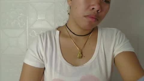 Snapshot of buttygirl18 chatting on February 2025 06:04:01 AM maya online show from February 2025 06:04:01 AM