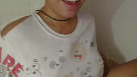 Snapshot of buttygirl18 chatting on February 2025 04:39:01 AM maya online show from February 2025 04:39:01 AM