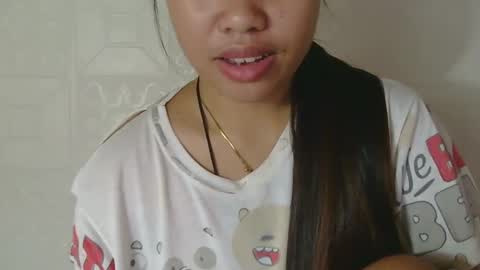 Snapshot of buttygirl18 chatting on February 2025 02:50:02 AM maya online show from February 2025 02:50:02 AM