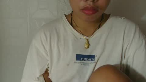 Snapshot of buttygirl18 chatting on February 2025 11:54:01 PM maya online show from February 2025 11:54:01 PM