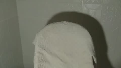 Snapshot of buttygirl18 chatting on February 2025 04:43:01 AM maya online show from February 2025 04:43:01 AM