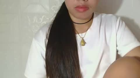 Snapshot of buttygirl18 chatting on March 2025 05:00:02 AM maya online show from March 2025 05:00:02 AM