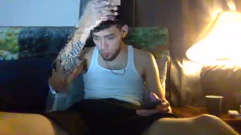 Snapshot of bwcthrillz chatting on December 2024 09:40:02 AM bwcthrillz online show from December 2024 09:40:02 AM