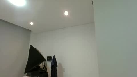 salome online show from November 2025 04:22:02 AM