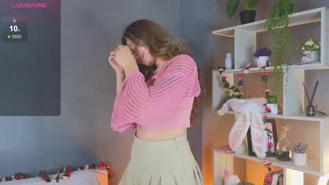 Snapshot of byteblush chatting on January 2025 01:42:02 PM Kira online show from January 2025 01:42:02 PM