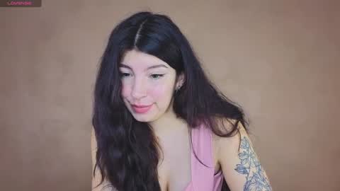 Snapshot of byteblush chatting on February 2025 08:18:02 AM Kira online show from February 2025 08:18:02 AM