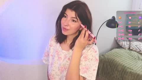 Snapshot of byteblush chatting on November 2025 06:33:01 AM Kira online show from November 2025 06:33:01 AM