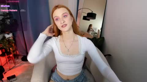 Polly online show from May 2026 08:59:01 PM