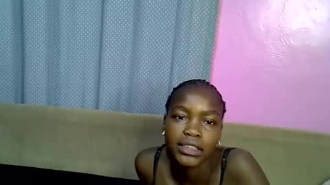 Snapshot of c_trish chatting on October 2025 06:50:01 PM C--trish online show from October 2025 06:50:01 PM