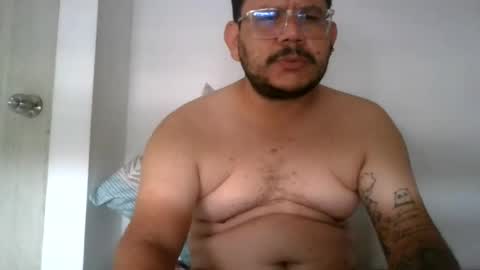 Snapshot of cachondo695 chatting on July 2026 06:50:02 PM Stevens online show from July 2026 06:50:02 PM
