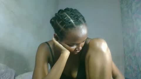 caella98 online show from April 2026 08:43:02 PM