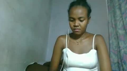 caella98 online show from April 2026 07:58:02 PM