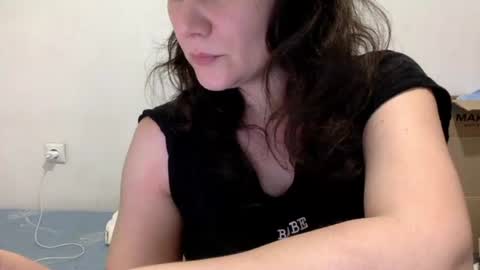 Lamb online show from September 2025 06:08:02 PM