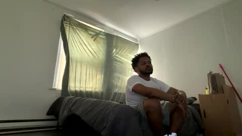 Snapshot of cakezoverfakez chatting on April 2026 08:31:01 PM longjohns online show from April 2026 08:31:01 PM