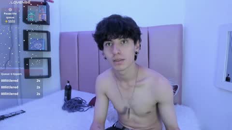 Calipe  Morfeo  online show from December 2024 04:05:02 PM