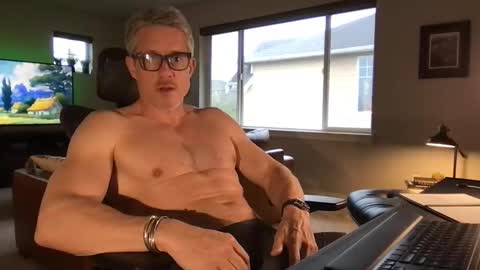 calirsedmo online show from February 2026 08:27:02 PM