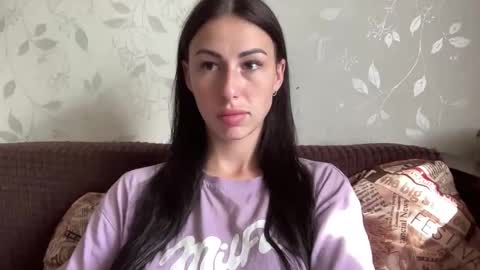 Anna online show from September 2025 11:15:01 AM