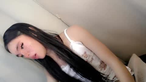 Snapshot of call_me_nina chatting on July 2026 11:48:01 AM call_me_nina online show from July 2026 11:48:01 AM