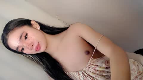 Snapshot of call_me_nina chatting on July 2026 12:48:02 AM call_me_nina online show from July 2026 12:48:02 AM