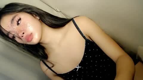 Snapshot of call_me_nina chatting on July 2026 11:17:02 AM call_me_nina online show from July 2026 11:17:02 AM