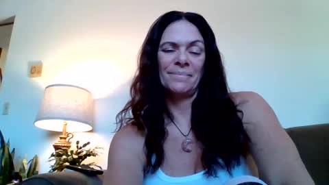 Snapshot of calli_girl420 chatting on January 2025 09:08:02 PM Calli online show from January 2025 09:08:02 PM