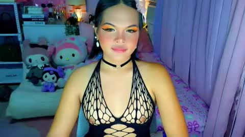 Snapshot of callme_mia chatting on March 2026 04:05:02 AM Mia online show from March 2026 04:05:02 AM