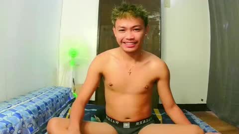 Snapshot of callmebabyceejay_ chatting on April 2026 07:22:01 PM Ceejay online show from April 2026 07:22:01 PM