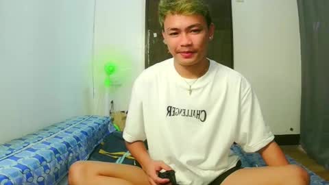 Snapshot of callmebabyceejay_ chatting on April 2026 12:47:02 PM Ceejay online show from April 2026 12:47:02 PM