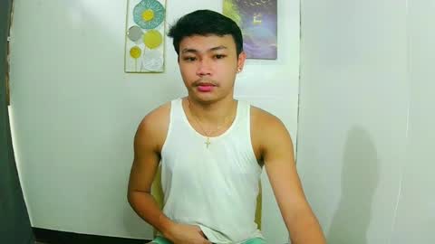 Snapshot of callmebabyceejay_ chatting on May 2026 07:05:01 AM Ceejay online show from May 2026 07:05:01 AM