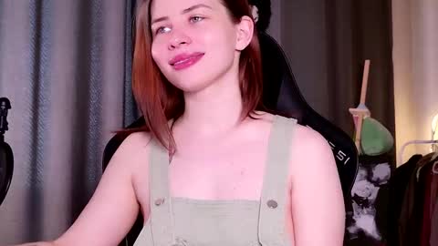 Snapshot of callmetori chatting on December 2025 05:34:02 AM Frida online show from December 2025 05:34:02 AM