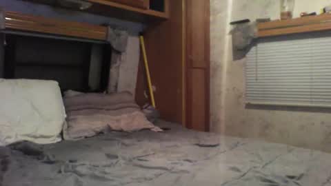 Snapshot of callum7769 chatting on November 2025 04:58:02 AM Sexy mama online show from November 2025 04:58:02 AM