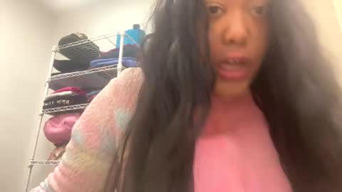 Snapshot of cals9x chatting on January 2025 01:10:01 AM camzxoxox online show from January 2025 01:10:01 AM