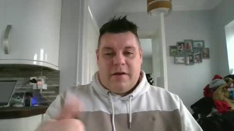 Calvinm365 online show from December 2024 02:17:01 PM