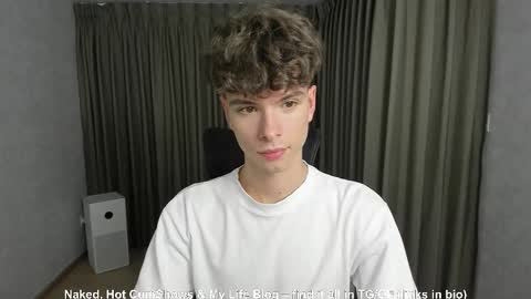 Hey I am Calvin  online show from October 2025 02:01:02 PM