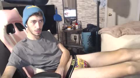 Snapshot of calvin_tanner chatting on December 2024 12:43:02 AM calvin_tanner online show from December 2024 12:43:02 AM