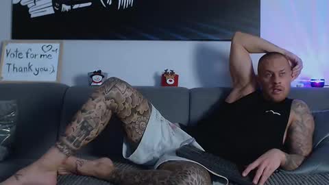 Snapshot of calvinhunt69 chatting on December 2024 09:31:02 AM Calvin online show from December 2024 09:31:02 AM