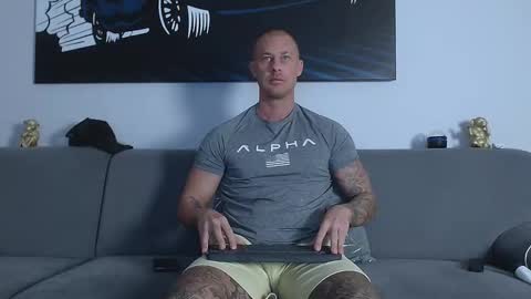 Snapshot of calvinhunt69 chatting on January 2025 08:34:02 AM Calvin online show from January 2025 08:34:02 AM