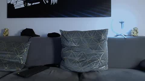 Snapshot of calvinhunt69 chatting on January 2025 09:55:02 PM Calvin online show from January 2025 09:55:02 PM